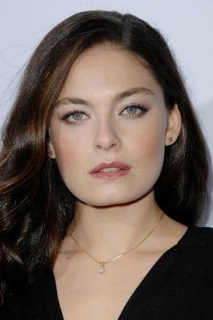 Alexa Davalos