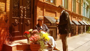 The Man Who Loved Flowers háttérkép