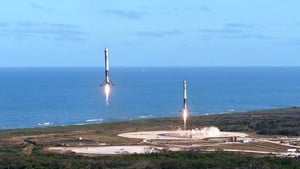 Utunk a Marsra a SpaceX-szel háttérkép