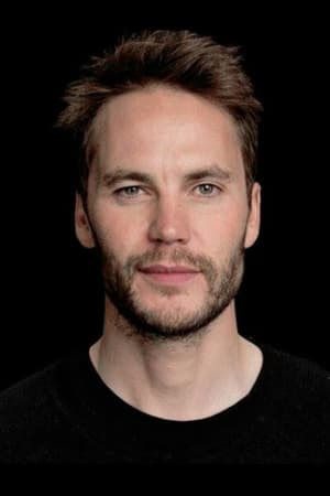 Taylor Kitsch profil kép