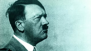 Hitler: Egy karrier története háttérkép