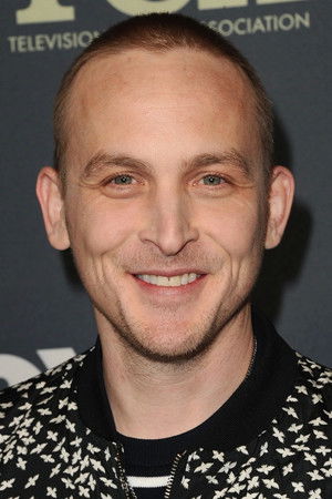 Robin Lord Taylor profil kép