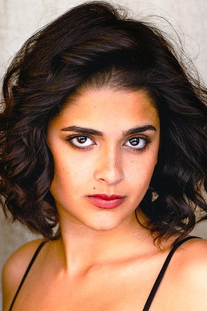 Anika Zulfikar profil kép