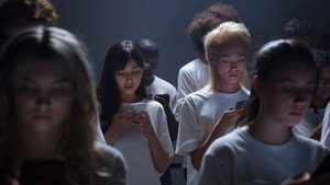 Apple: The Trillion Dollar Betrayal háttérkép