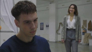 Під шкіркою помаранчу háttérkép