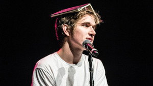Bo Burnham: What. háttérkép