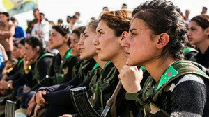 Rojava, une utopie au cœur du chaos syrien háttérkép