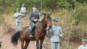 百战天狼 kép