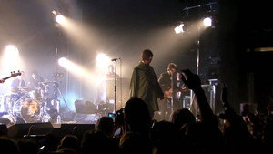 Beady Eye : Live At The Casino de Paris háttérkép
