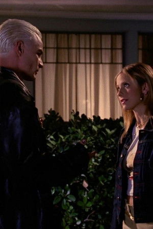 Buffy, a vámpírok réme poszter