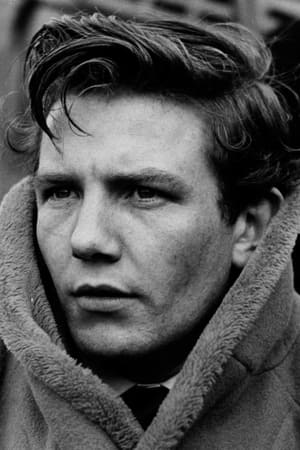 Albert Finney profil kép