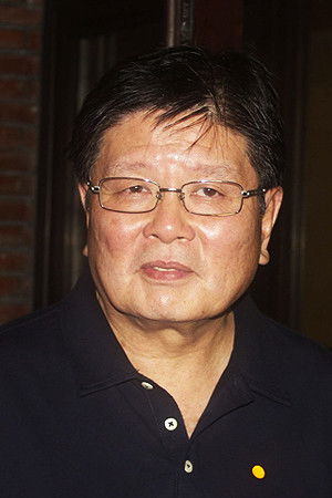 Mike de Leon profil kép