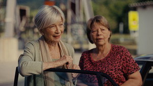 Toni und Helene háttérkép