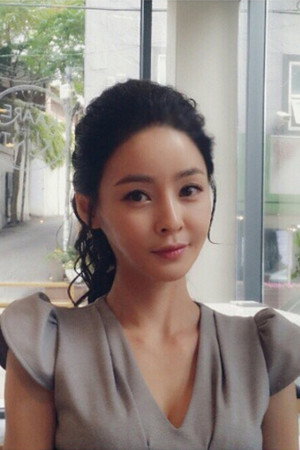 Yoon Sul-hee profil kép