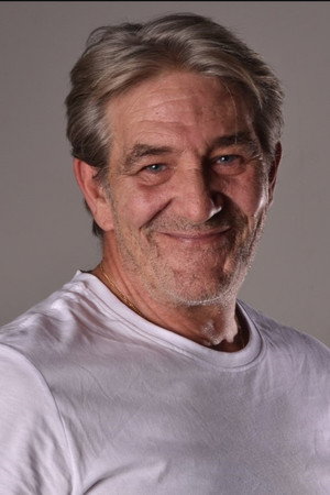 Adam Batt profil kép