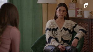 Adela 1. évad Ep.46 46. epizód