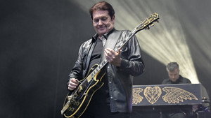 Simple Minds Nuits de Fourvière 2024 háttérkép