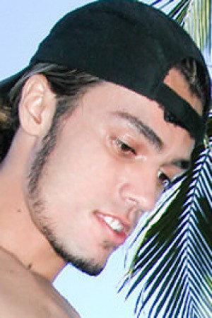 Kenzo Khan