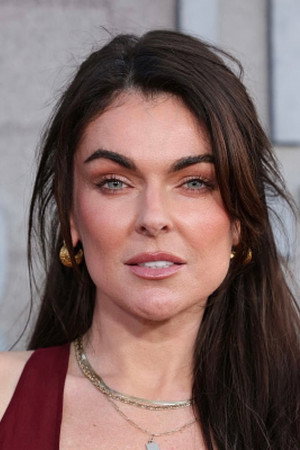 Serinda Swan profil kép