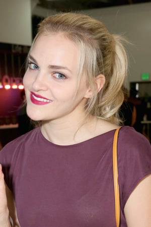 Madeline Brewer profil kép