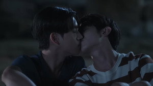 ต้นส้มอยู่บ้านเขา แต่ผลส้มหล่นมาบ้านเราตลอดเลย kép