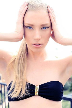 Alexandra Feld profil kép