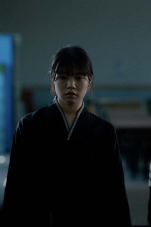 두 번의 장례 poszter
