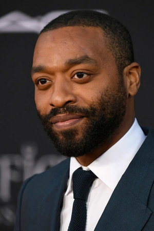 Chiwetel Ejiofor profil kép