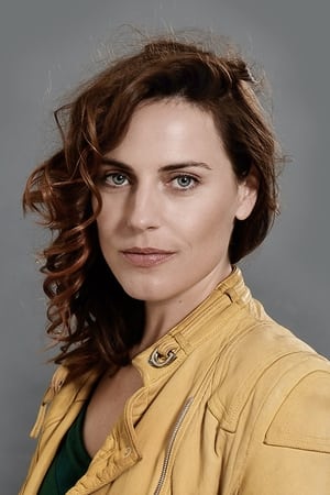 Antje Traue profil kép