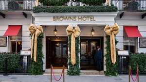 A Very British Hotel at Christmas háttérkép