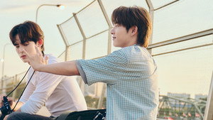 ด้วงกับเธอ kép