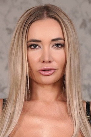 Polina Maxim profil kép