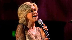 Olivia Newton-John and the Sydney Symphony Orchestra: Live at the Sydney Opera House háttérkép