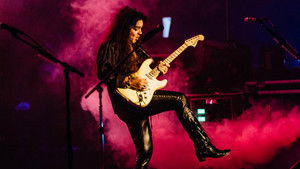 Yngwie Malmsteen: Live in Korea háttérkép