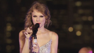 Taylor Swift: Speak Now háttérkép