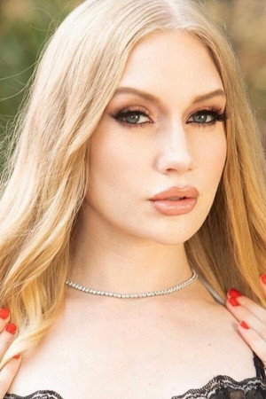 Emma Starletto profil kép