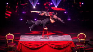 Le Cirque Phénix - 25 ans háttérkép