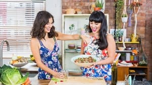 Hemsley + Hemsley: Healthy and Delicious kép