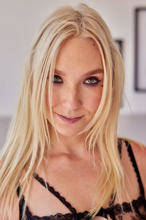 Claire Roos profil kép