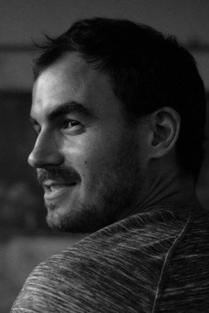 Alex Thompson profil kép