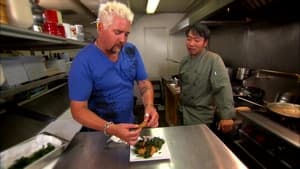 Diners, Drive-Ins and Dives Season 15 Ep.10 10. epizód