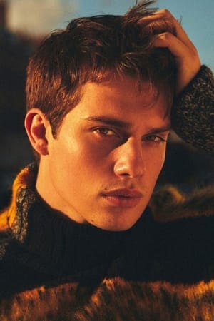 Nicholas Galitzine profil kép