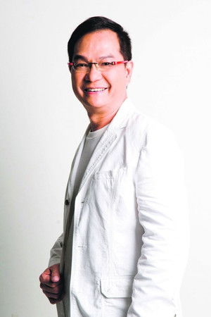 Richard Low profil kép