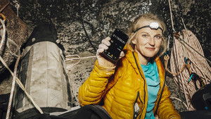 Girl Climber háttérkép