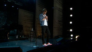 Bo Burnham: Words, Words, Words háttérkép