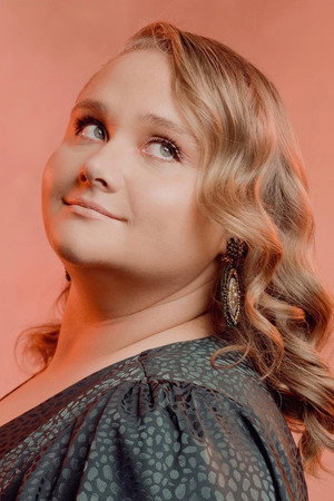 Danielle Macdonald profil kép