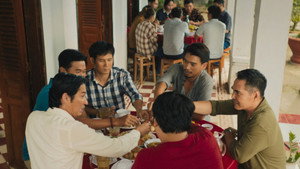 Lật Mặt 6: Tấm Vé Định Mệnh háttérkép