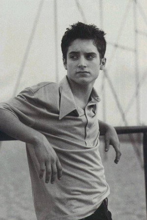 Elijah Wood profil kép