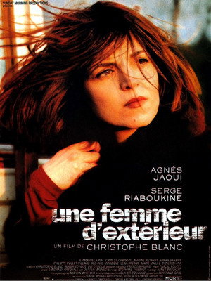Une femme d'extérieur poszter