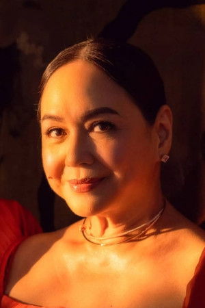 Charo Santos-Concio profil kép
